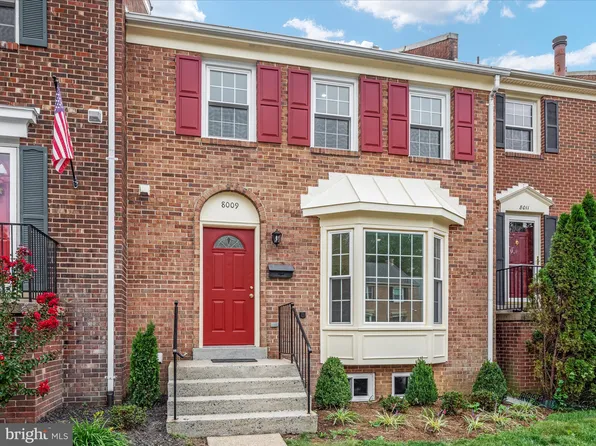 8009 Sleepy View Ln, Springfield, VA 22153