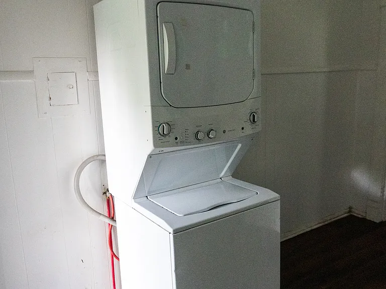 431 E Woodard St #101 — Photo 7