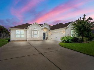 90 Victoria Dr W, Montgomery, TX 77356