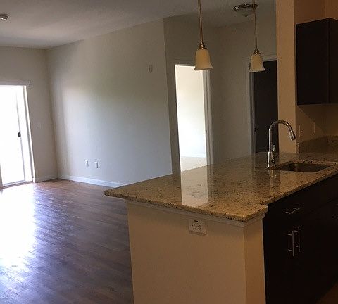 5th image of 3336 Fairfield Ave APT 401