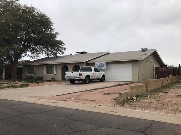 3rd image of 508 E Elaine St
