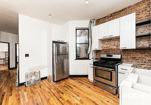 3rd image of 1094 Bedford Ave #4