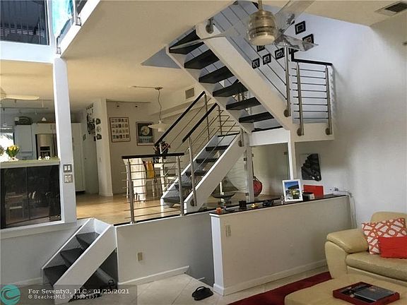 2nd image of 3054 NE 49th St #7