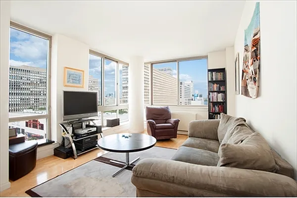 Sold by Kleier Residential | media 2