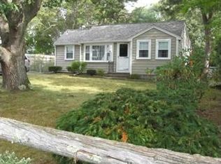 10 Silverleaf Ln, West Yarmouth, MA 02673