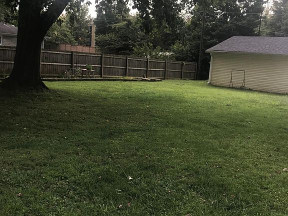 3rd image of 1133 Glenview Way