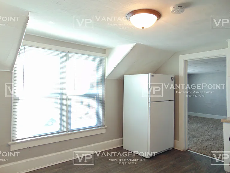 802 Kellogg St — Photo 7