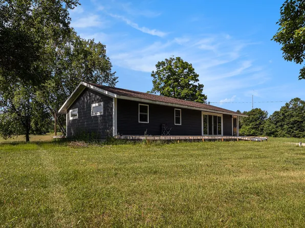 19665 Thirteen Mile Rd, Big Rapids, MI 49307