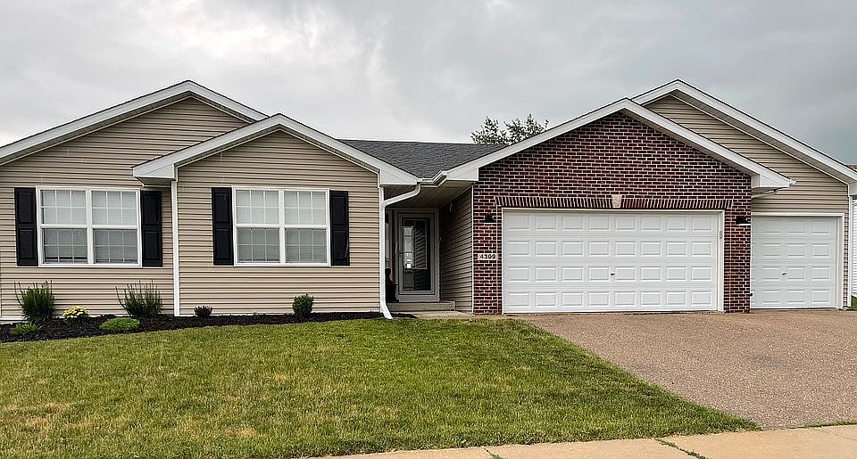 1st image of 4309 Sandhill Dr