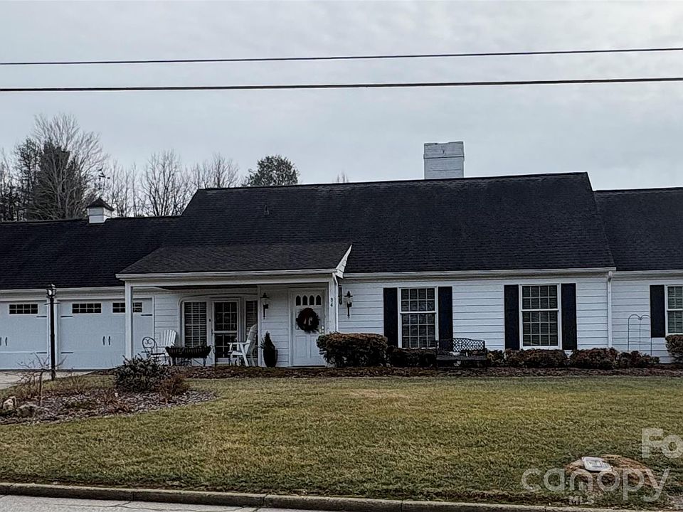 1st image of 84 Wood Lily Dr