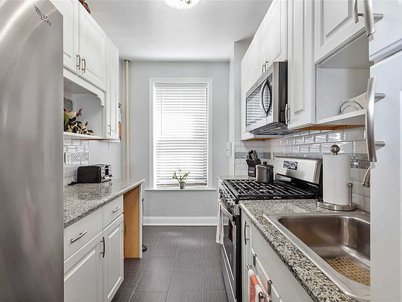 2nd image of 32-05 81st St #Bb3