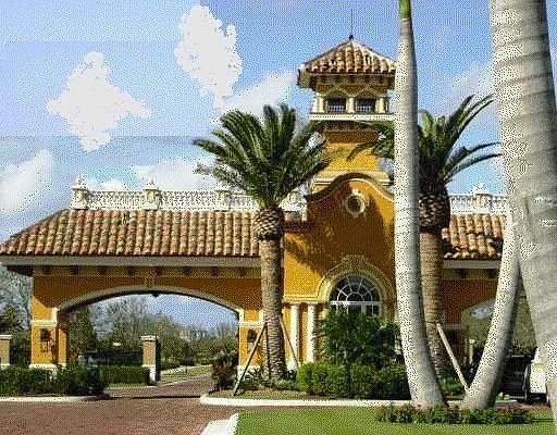 Entrance to Tesoro