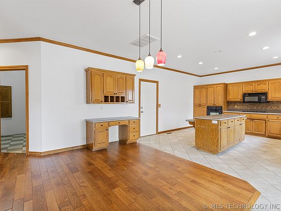 5th image of 5963 S 286th East Ave