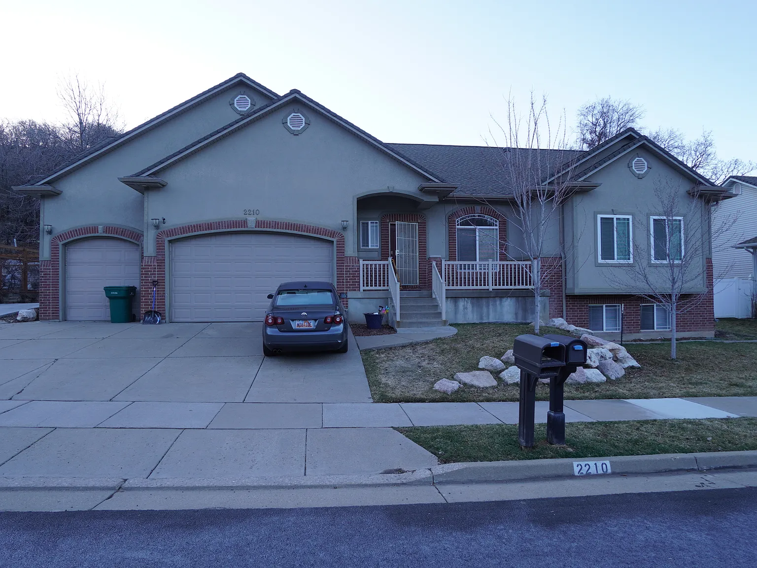 Amazing duplex located at 2210 Oak Lane in Layton — Photo 2