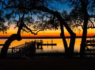 111 Riverland Dr, Charleston, SC 29412