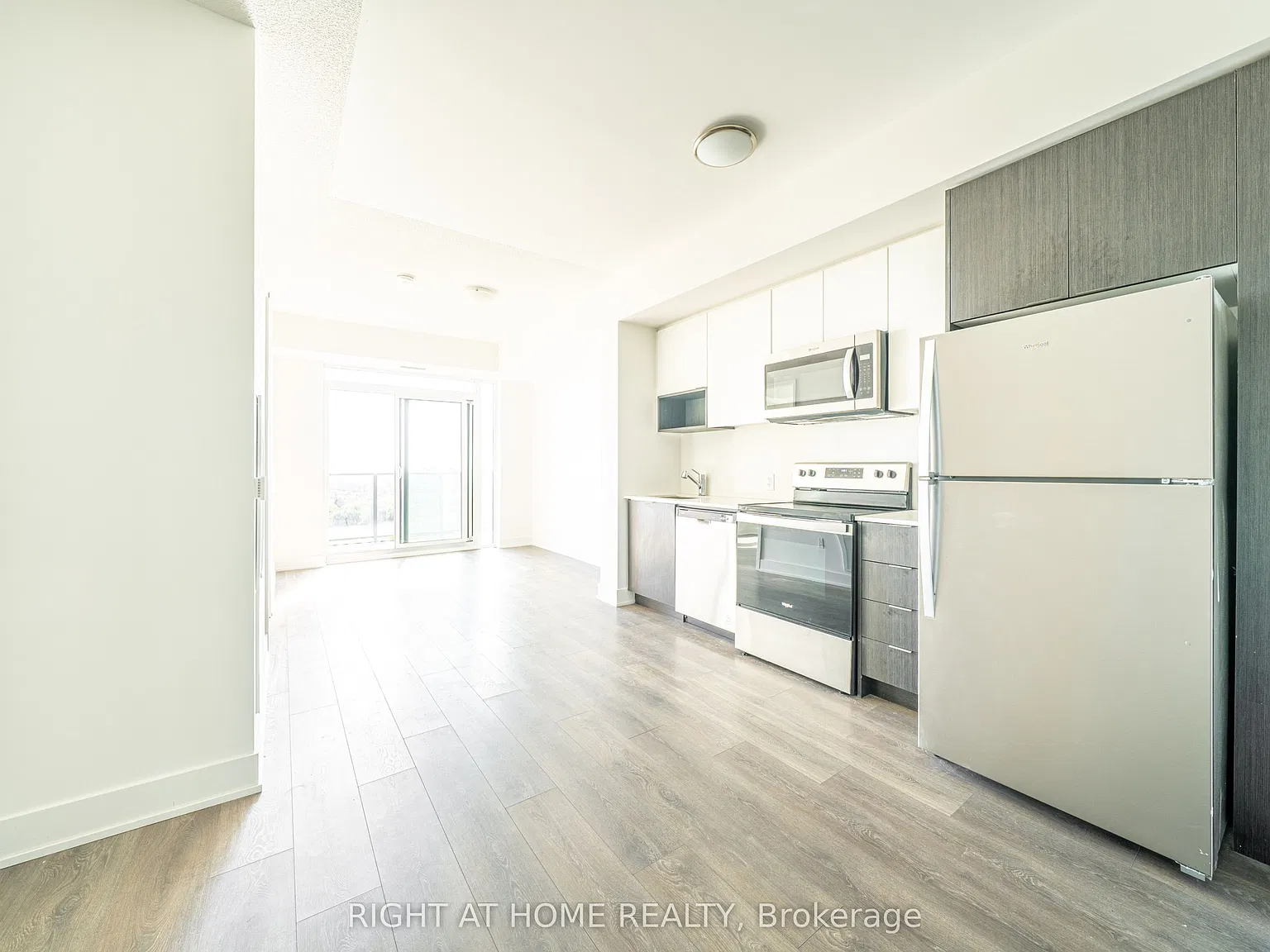 Keystone Condos — Photo 2
