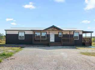 141 Beckham Dr, Dale, TX 78616