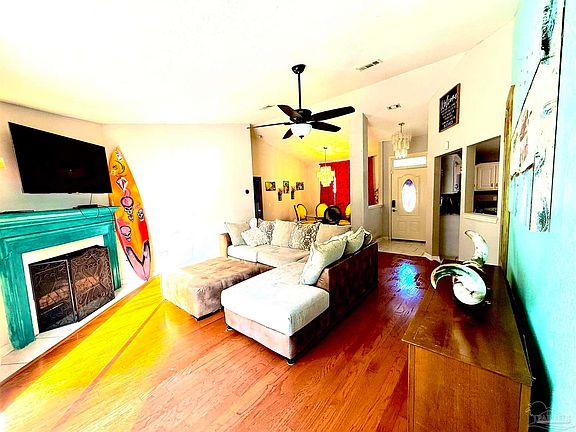 4th image of 521 Sandy Oak Dr