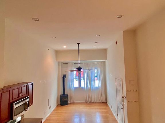 2nd image of 2452 Frankford Ave APT 1