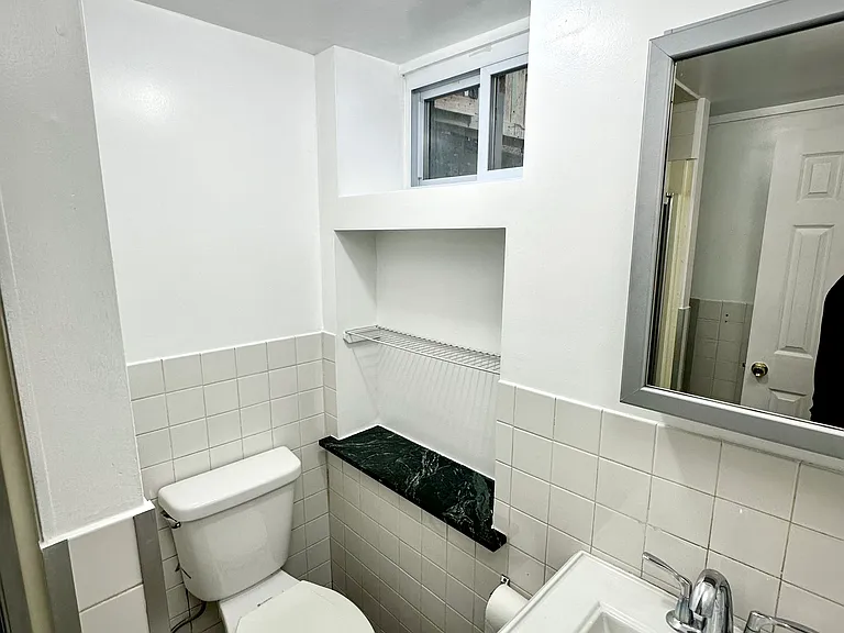 51 Yale Ave — Photo 6