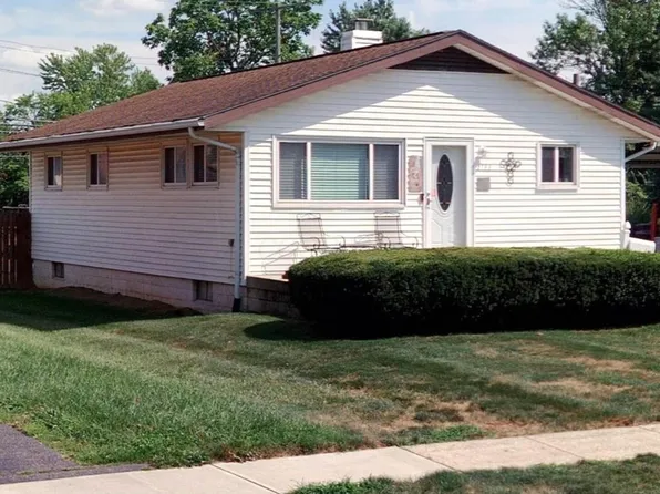 2798 Brookpark Cir, Grove City, OH 43123