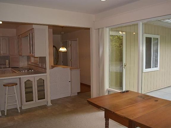 5th image of 1500 Hillridge Blvd