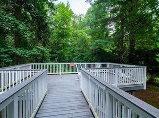 11 Farm Ln, Suffern, NY 10901