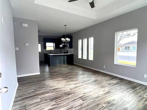 2nd image of 5904 Puffin Ave