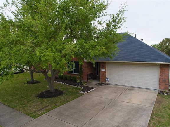 4th image of 4108 Merlet Dr