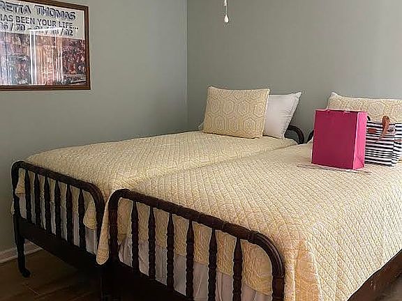 Second bedroom