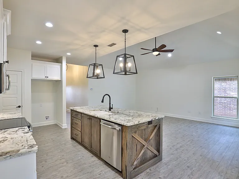 5702 Legacy Dr — Photo 16