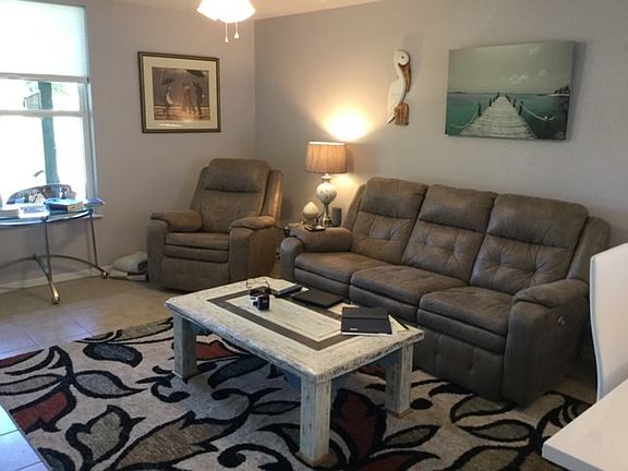 4th image of 302 Saint Andrews St APT 101A