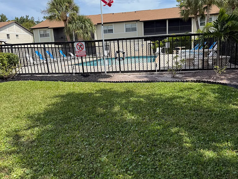 403 Banana Cay Dr — Photo 3