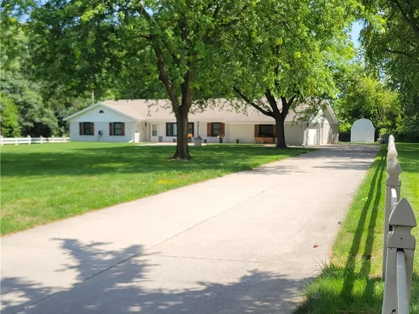 4612 Columbus Ave, Sandusky, OH 44870