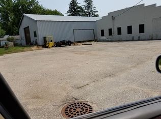 301 E Main St, Racine, MN 55967