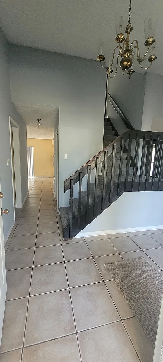 Building Photo - 4802 Fox Hunt Dr