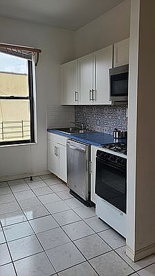 1st image of 226 Prospect Park W #3