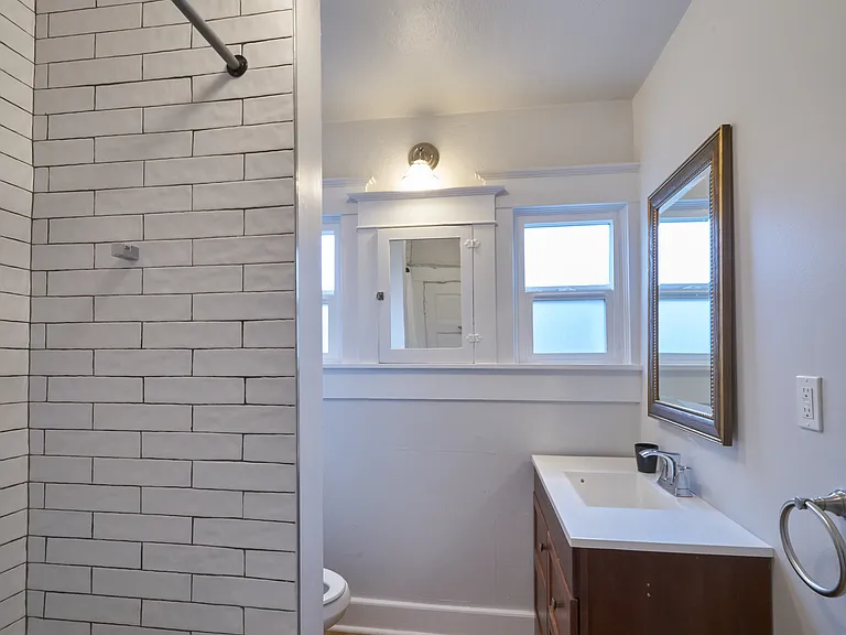 4505 N Mississippi Ave #A — Photo 13