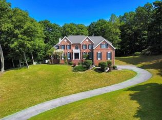 15 Red Oak Ln, Cortlandt Manor, NY 10567
