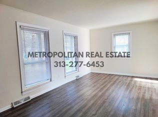 478 Robbe Ave, Belleville, MI 48111