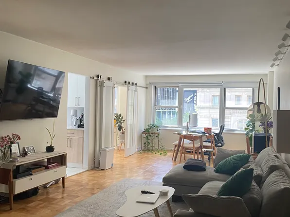 77 W 55th St, New York, NY