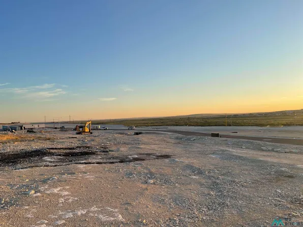 1618 Skyline Dr, Carlsbad, NM 88220