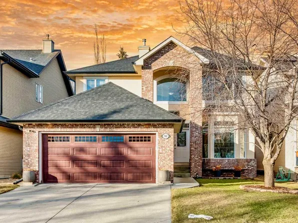 90 S Discovery Ridge Rd SW, Calgary, AB T3H 4R4