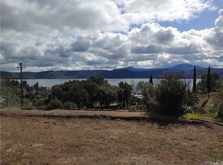 11936 Lakeshore Dr, Clearlake, CA 95422