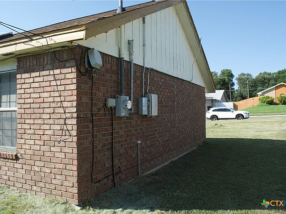 4th image of 4303 Creekside Dr