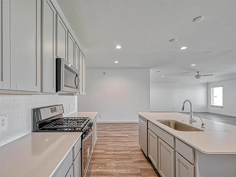 815 Dahlia Petal Dr — Photo 18