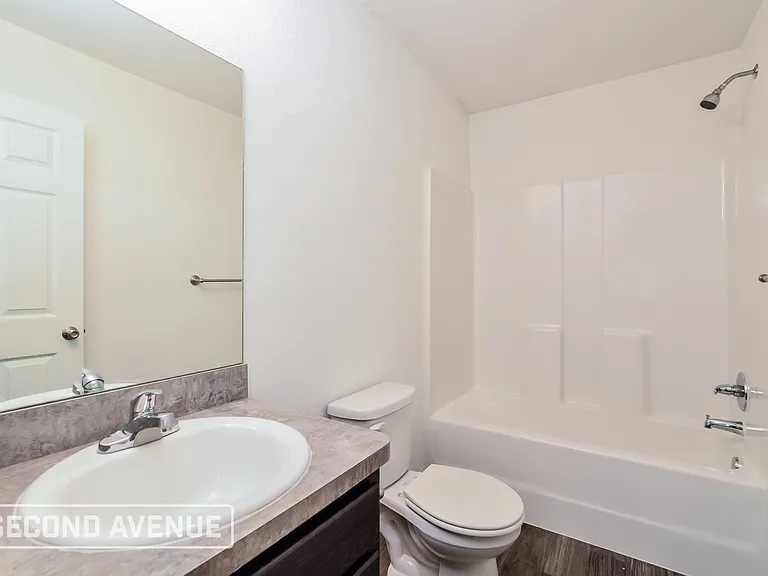 5279 NW 53rd St — Photo 16