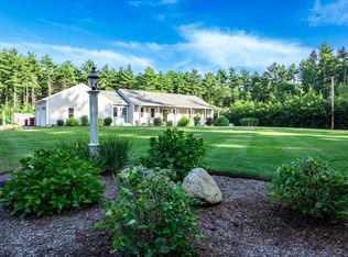 88 Beach St, Middleboro, MA 02346
