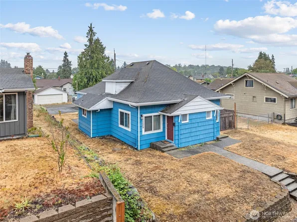 5209 5211 S Junett St Street, Tacoma, WA 98409