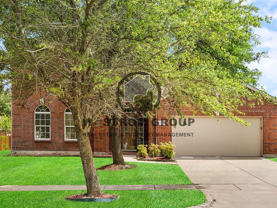 1st image of 1738 Rock Ridge Dr